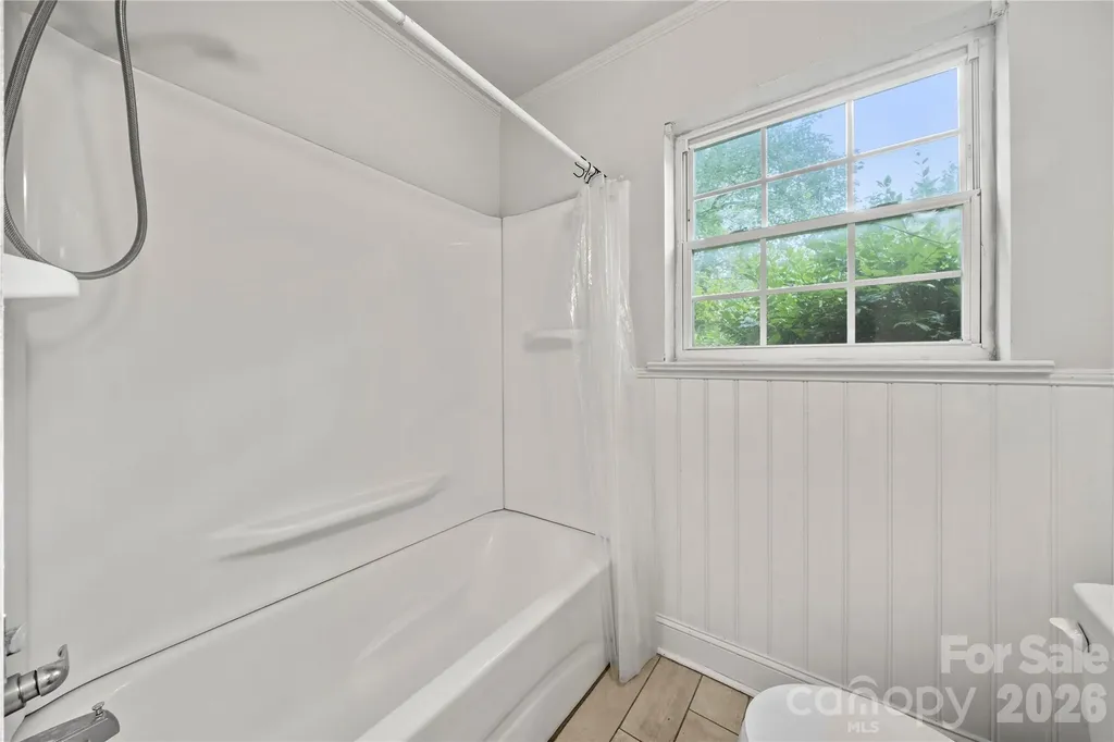 5027 Erickson Road Charlotte NC 28205