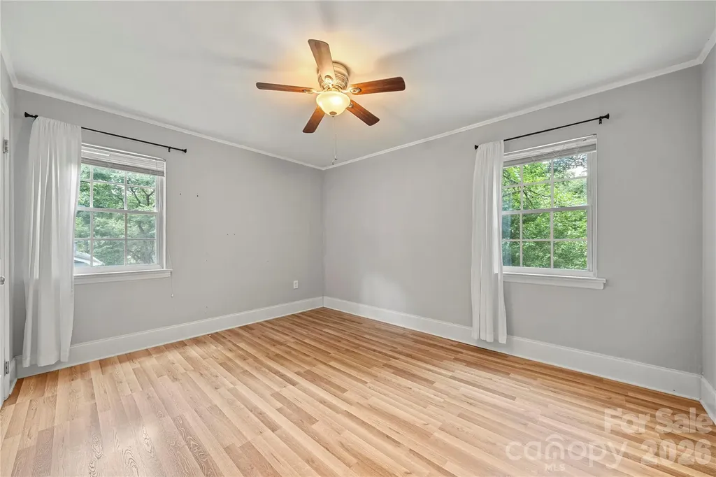 5027 Erickson Road Charlotte NC 28205