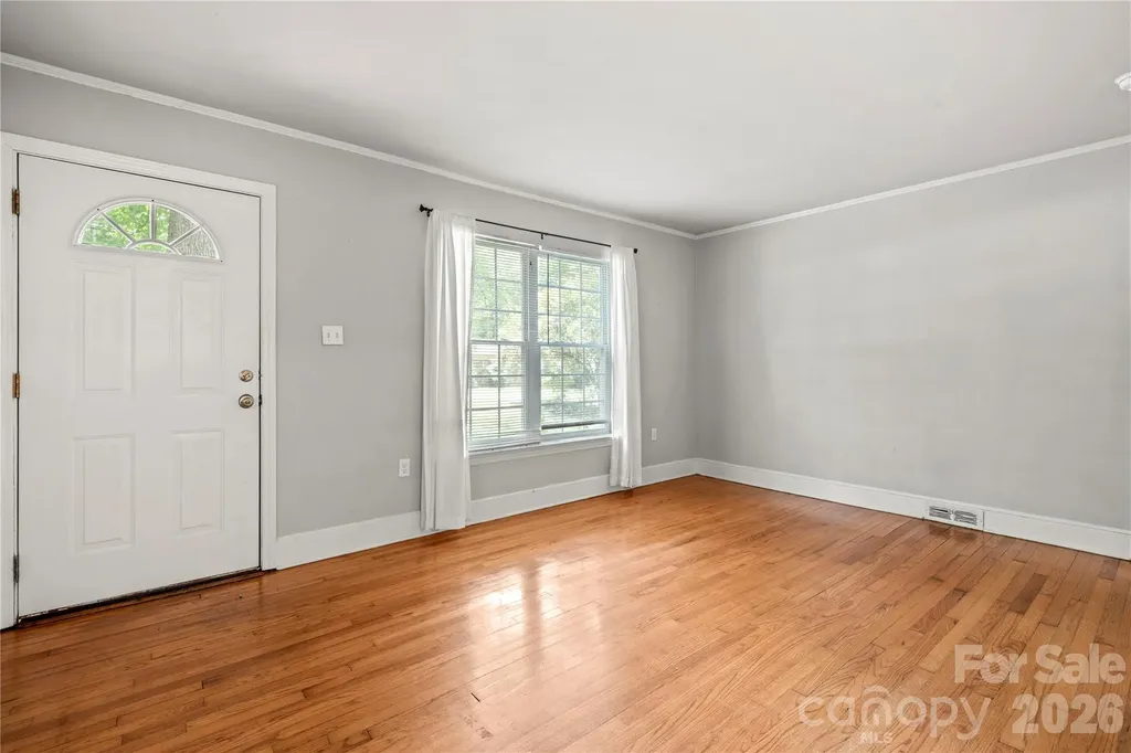5027 Erickson Road Charlotte NC 28205