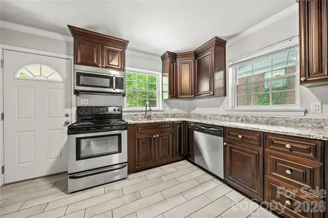 5027 Erickson Road Charlotte NC 28205