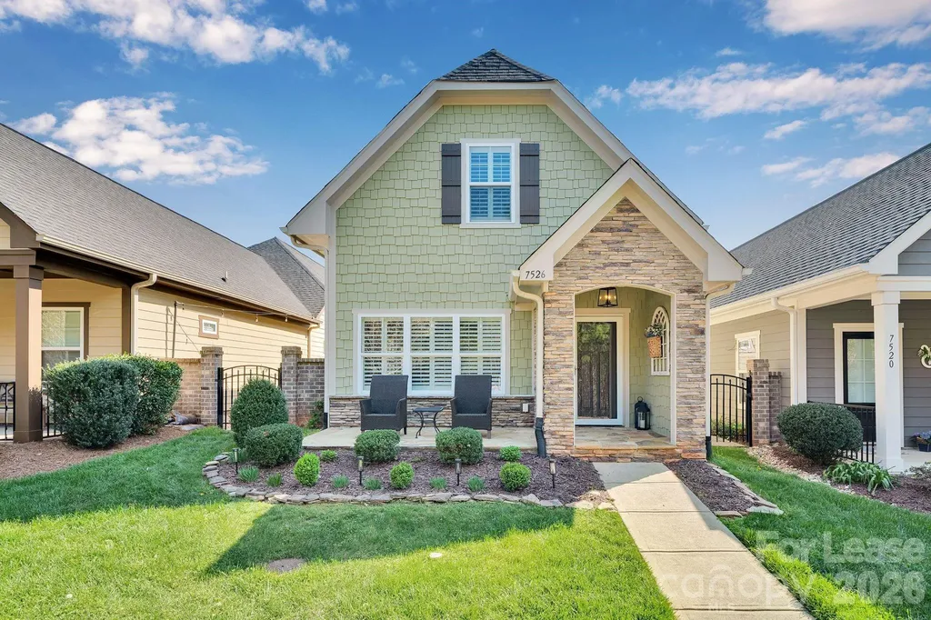 7526 Fairway Villa Circle Denver NC 28037