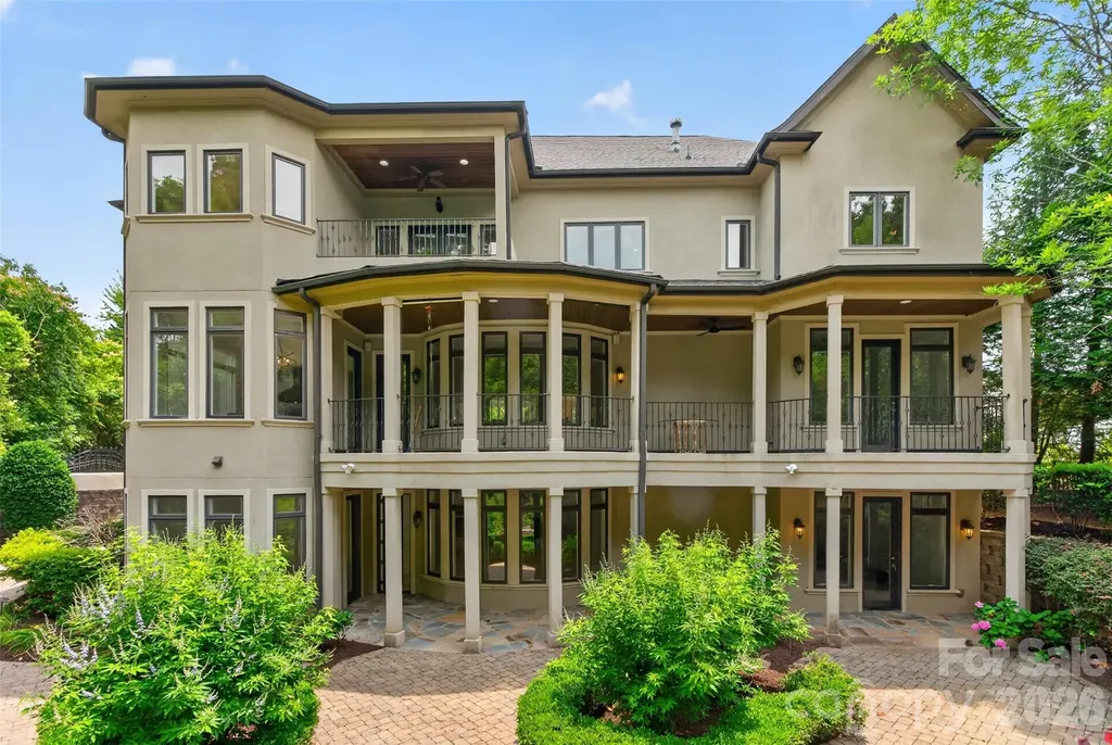 2132 Foxcroft Woods Lane Charlotte NC 28211