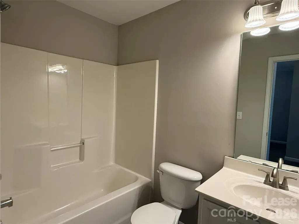 2152 Whispering Way Charlotte NC 28212