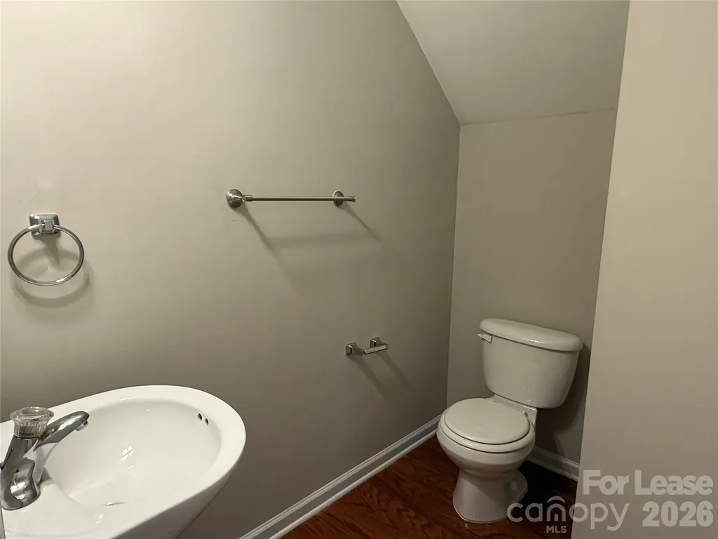 2152 Whispering Way Charlotte NC 28212