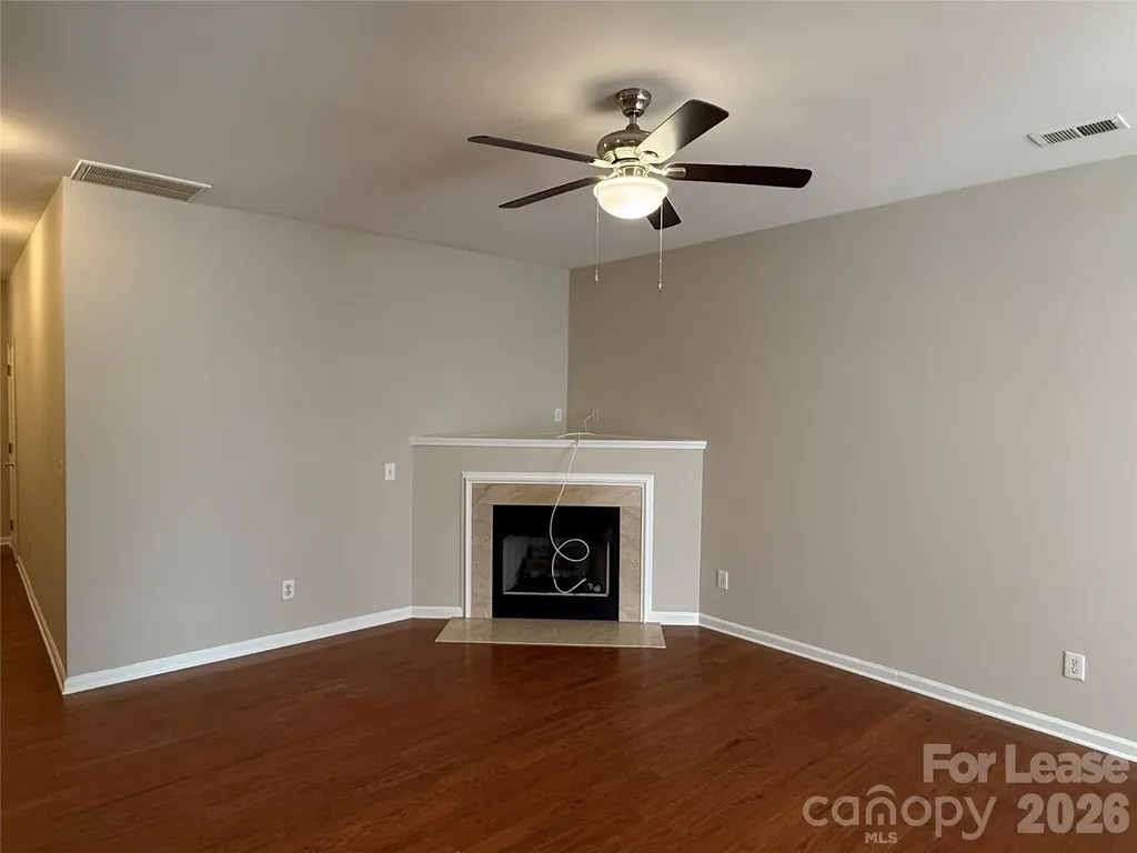 2152 Whispering Way Charlotte NC 28212