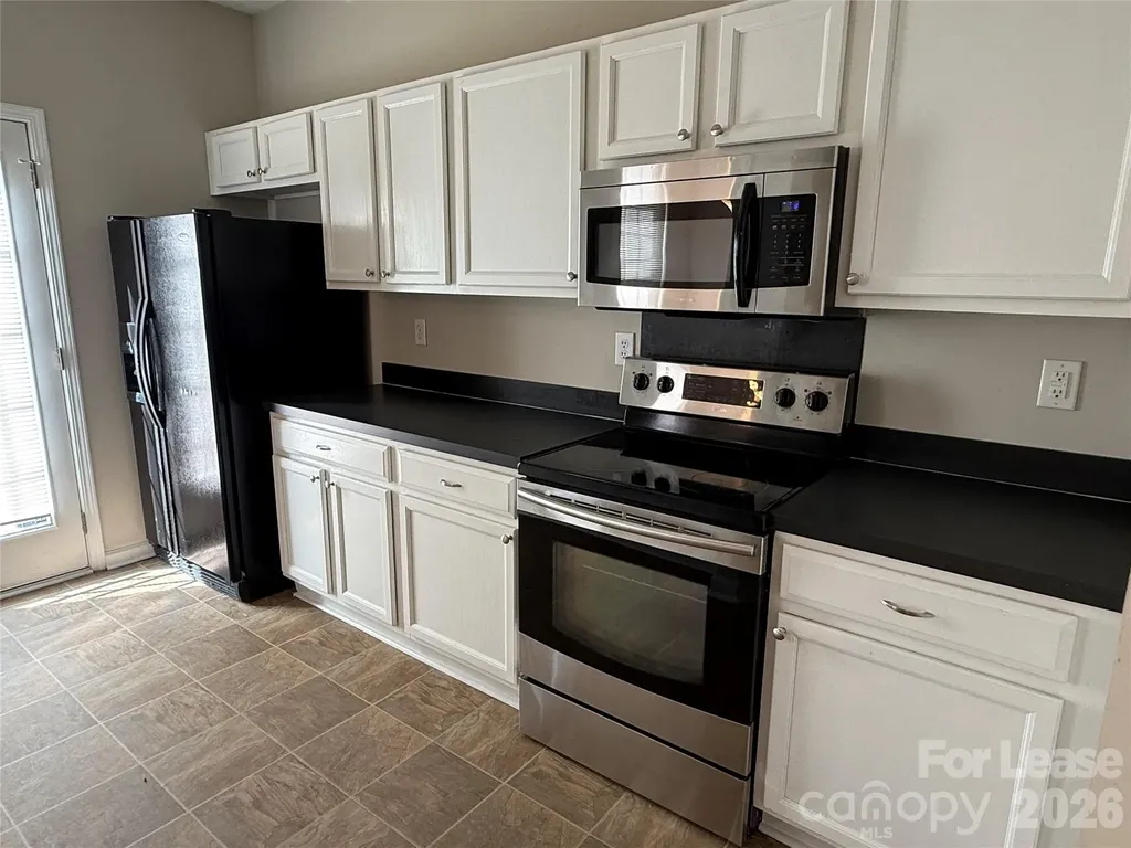 2152 Whispering Way Charlotte NC 28212