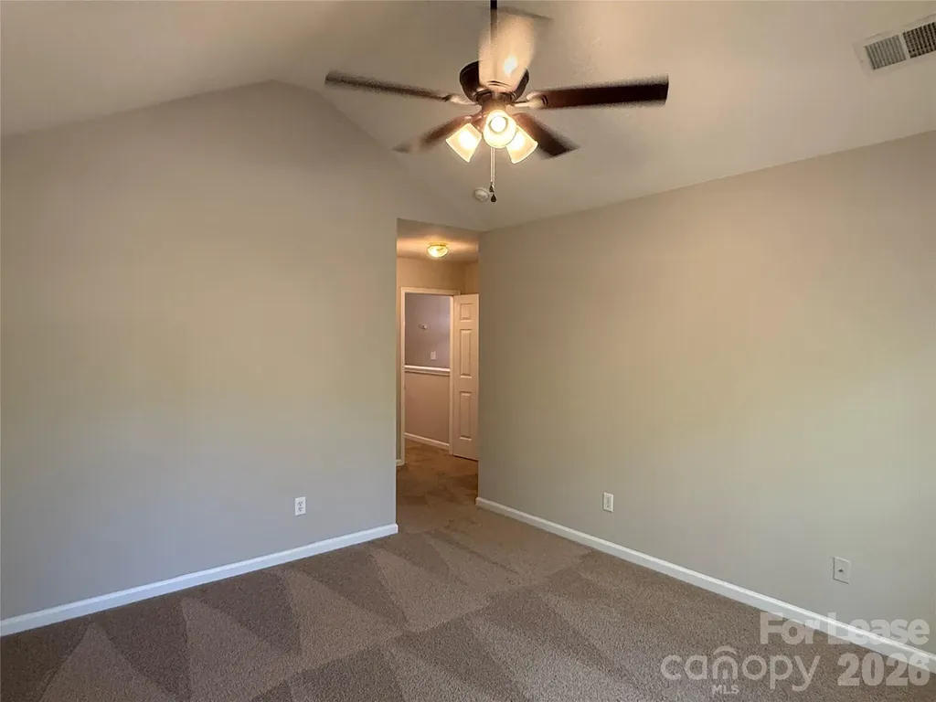 2152 Whispering Way Charlotte NC 28212