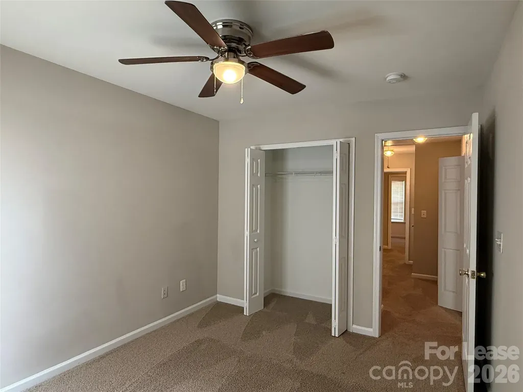 2152 Whispering Way Charlotte NC 28212