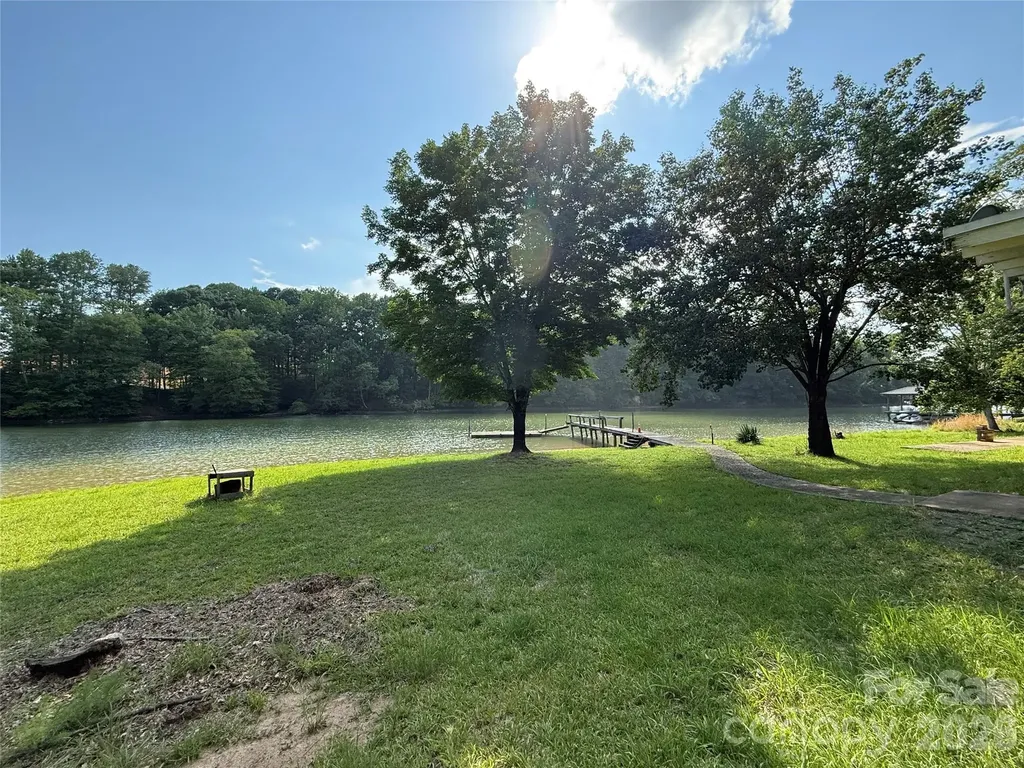 16411 Crosshaven Drive Charlotte NC 28278