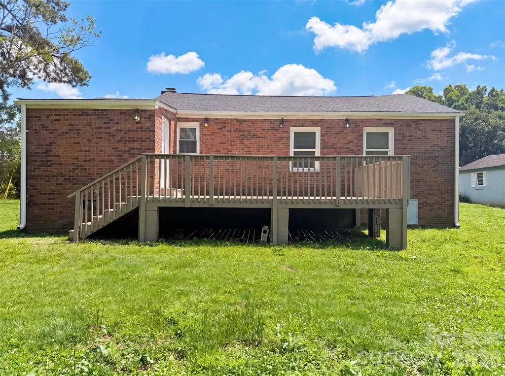 206 Lilly Street Cherryville NC 28021