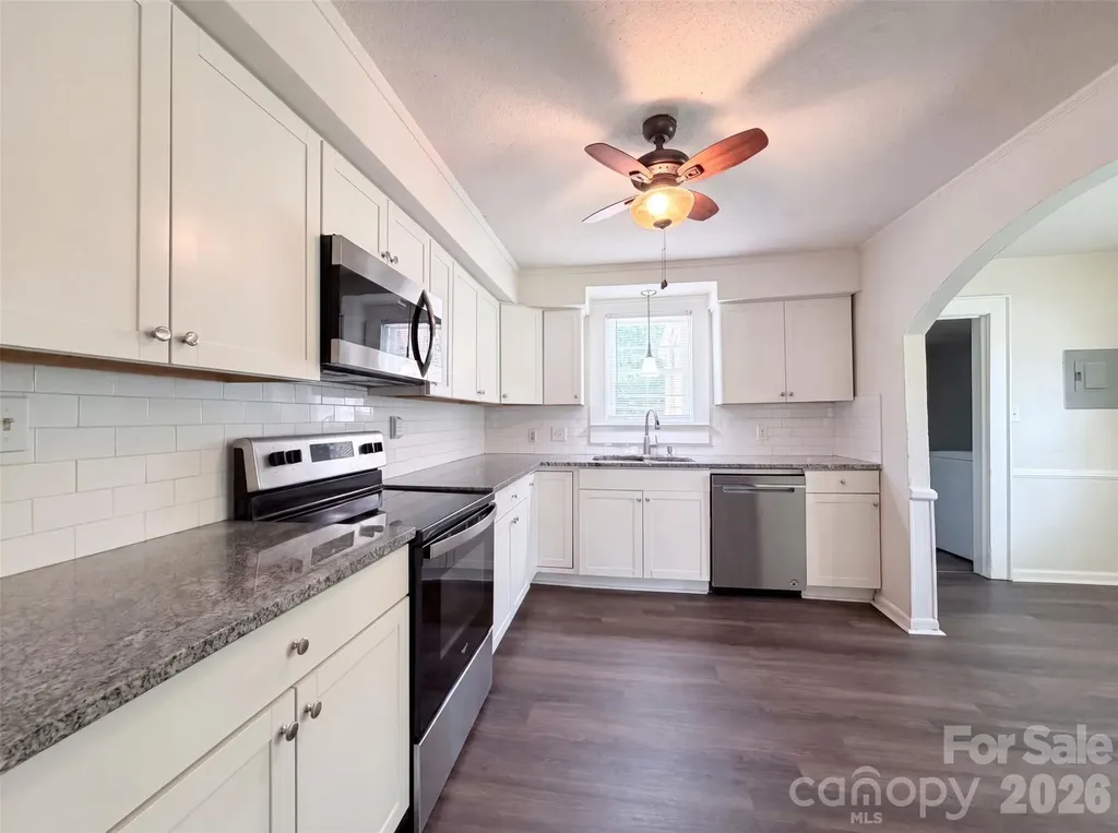 206 Lilly Street Cherryville NC 28021
