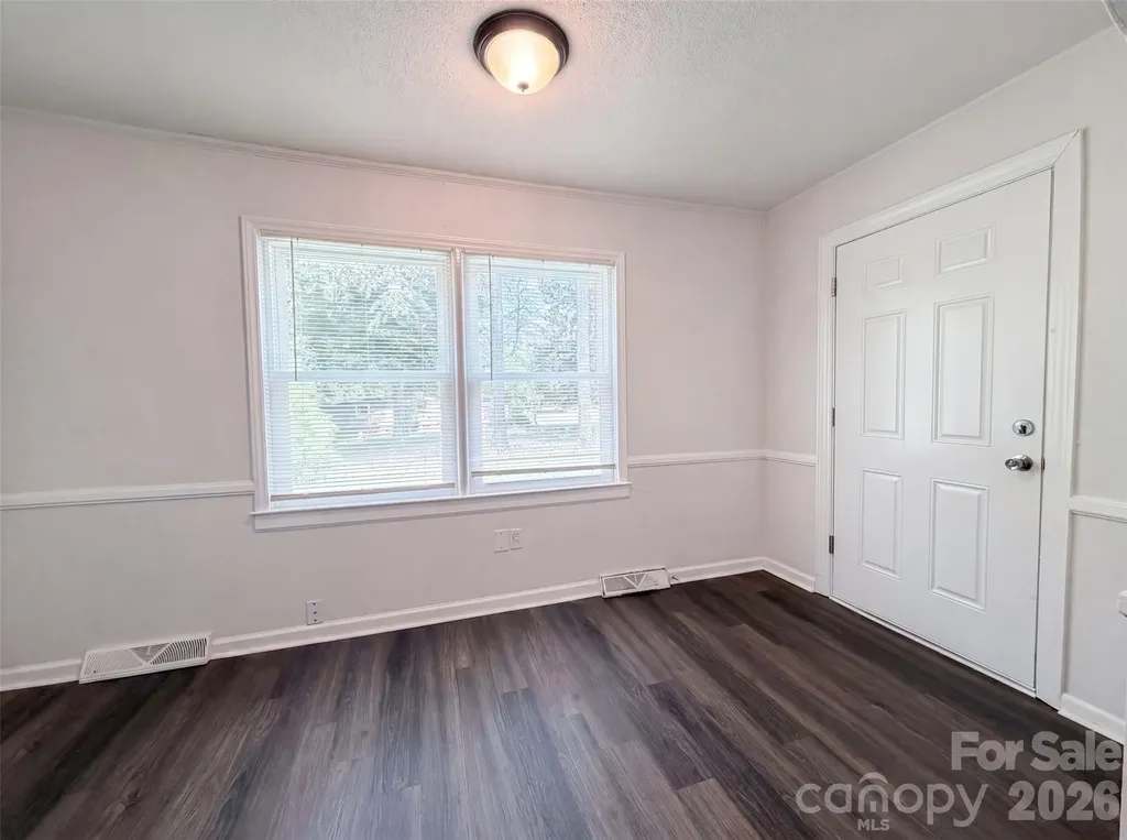 206 Lilly Street Cherryville NC 28021