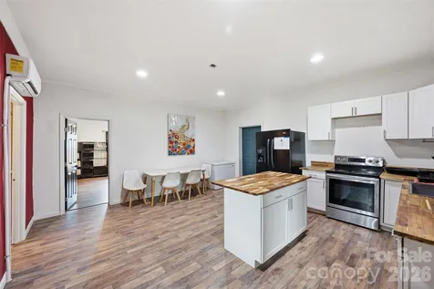 802 Canal Road Lockhart SC 29364