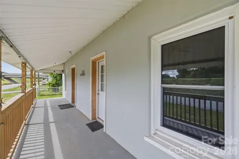 802 Canal Road Lockhart SC 29364