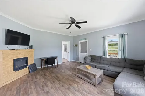 802 Canal Road Lockhart SC 29364