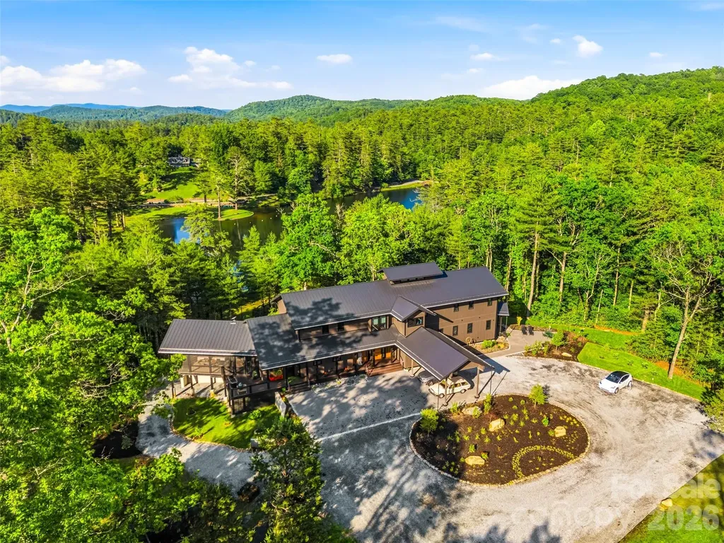 1367 Stones Lake Road Cedar Mountain NC 28718