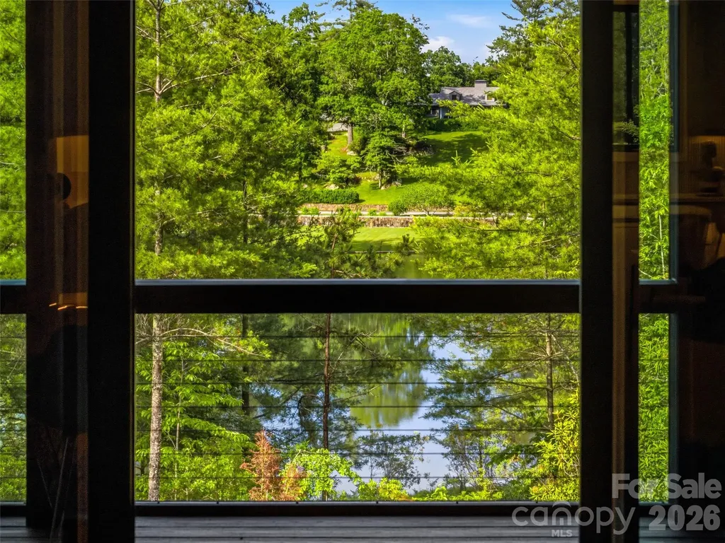 1367 Stones Lake Road Cedar Mountain NC 28718