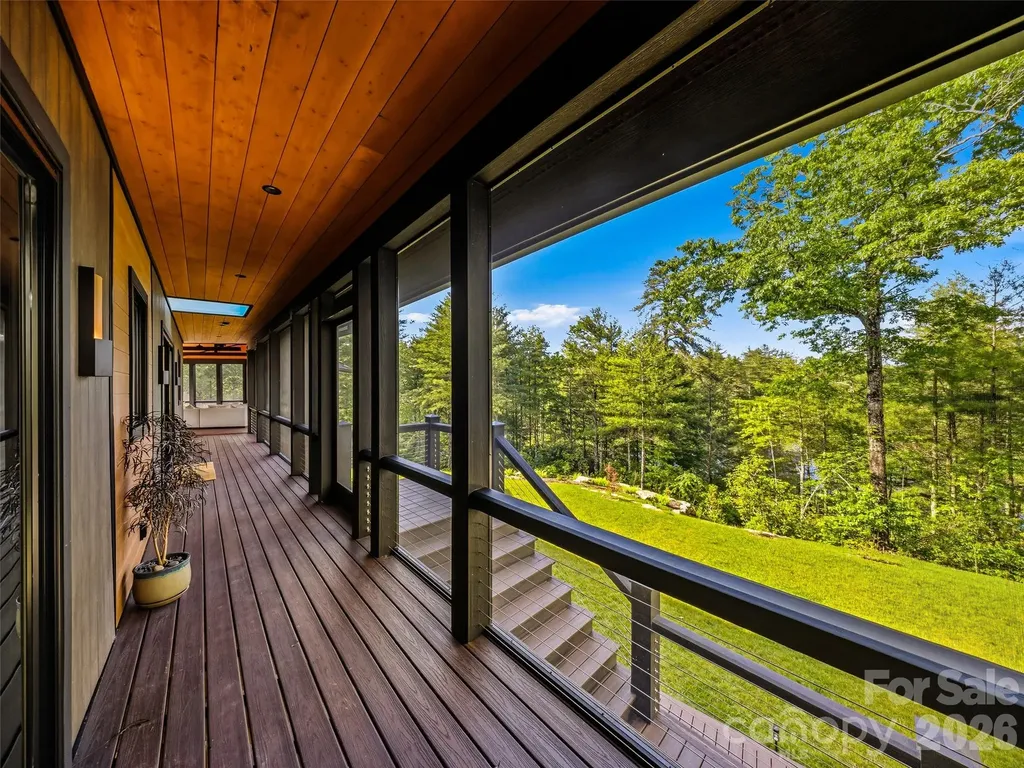 1367 Stones Lake Road Cedar Mountain NC 28718