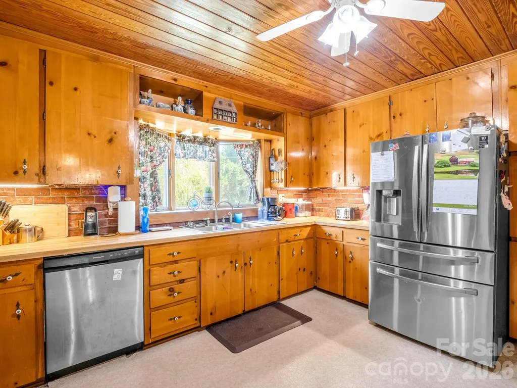 202 Sunset Memorial Road Forest City NC 28043