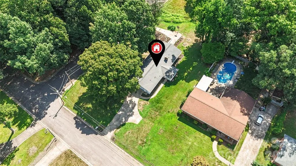 803 E 24th Street Newton NC 28658