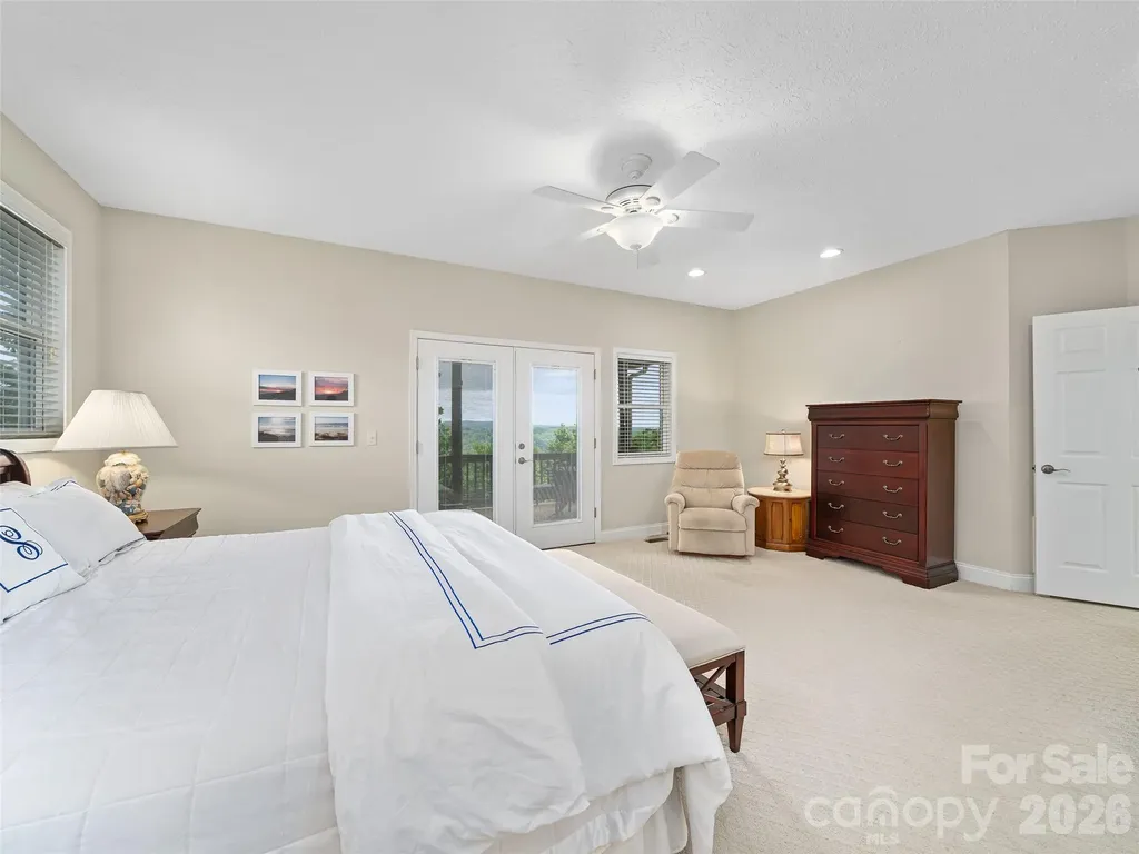 67 Ashefield Court Hendersonville NC 28791