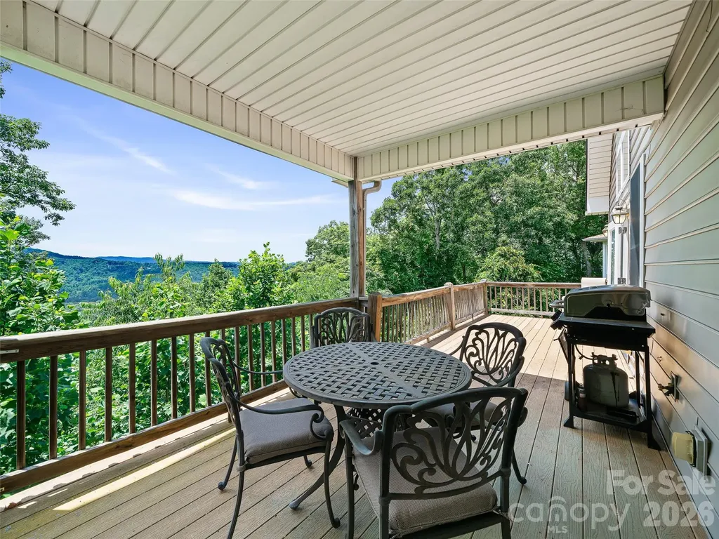 67 Ashefield Court Hendersonville NC 28791