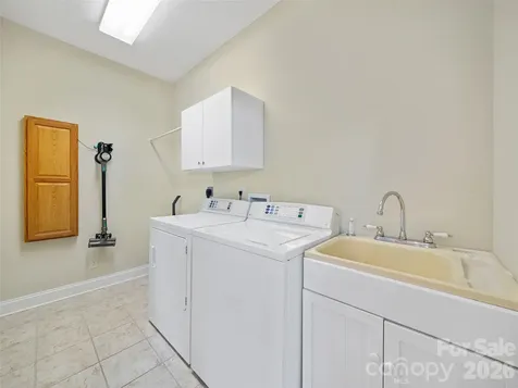 67 Ashefield Court Hendersonville NC 28791