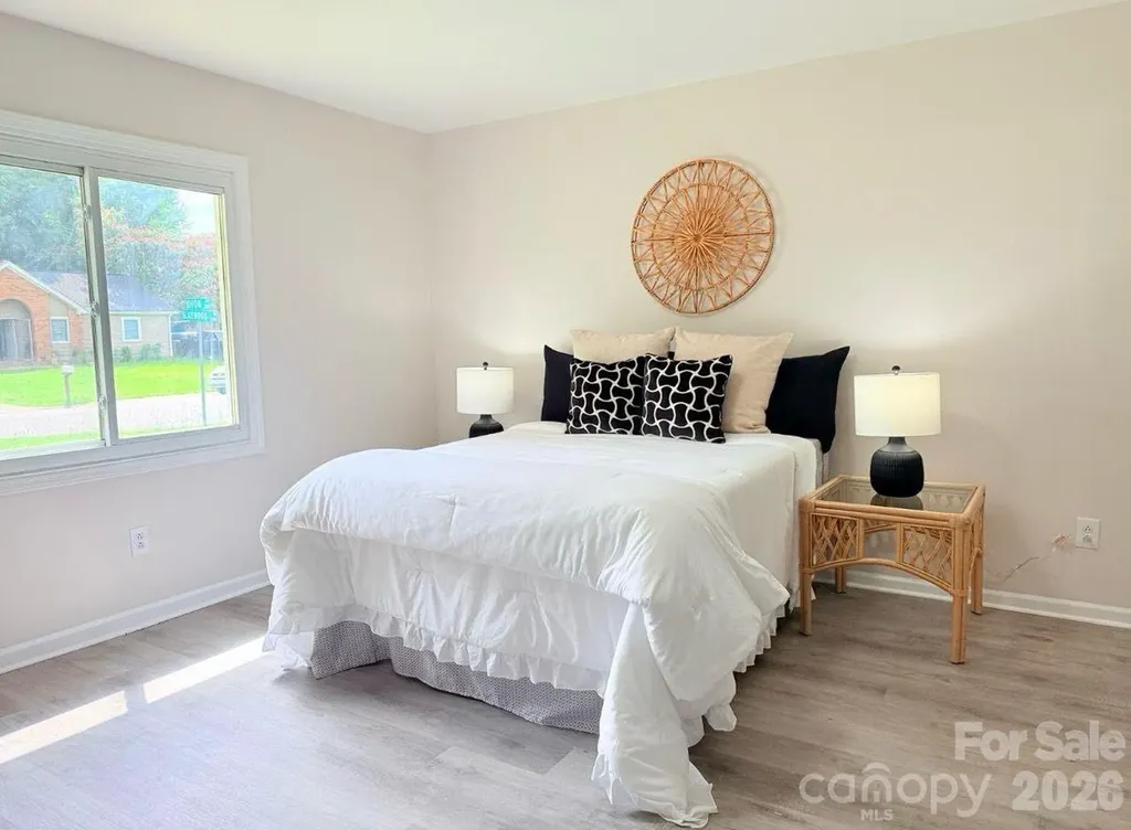 2530 Dion Avenue Charlotte NC 28212