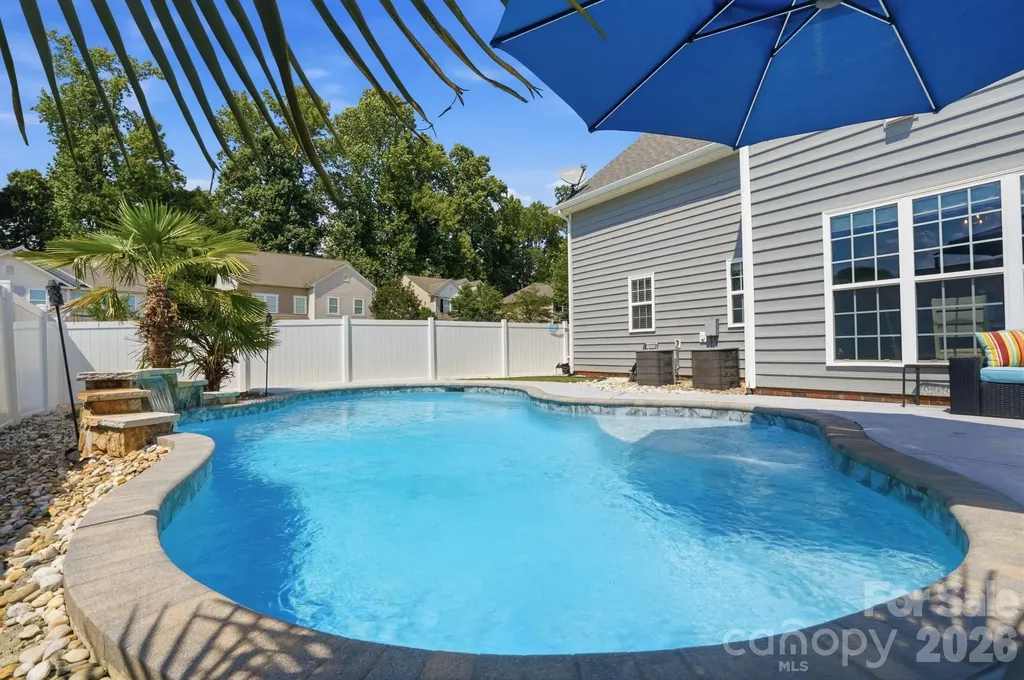 125 Louden Drive Mooresville NC 28115