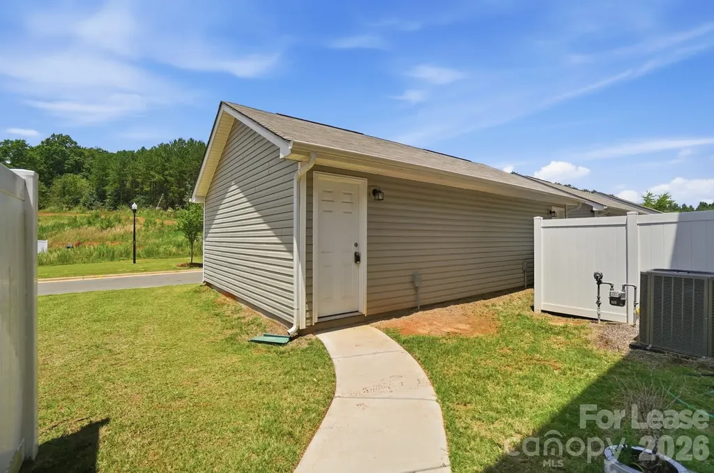 15764 Country House Street Charlotte NC 28273