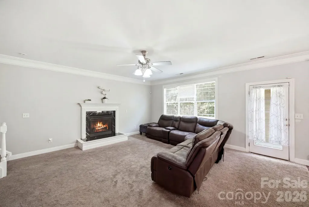 8505 Delamere Lane Charlotte NC 28269
