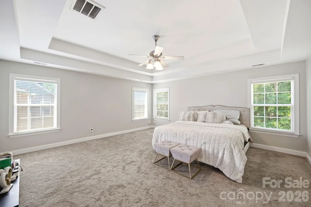 8505 Delamere Lane Charlotte NC 28269