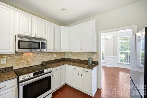 8505 Delamere Lane Charlotte NC 28269