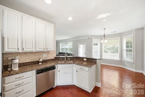 8505 Delamere Lane Charlotte NC 28269
