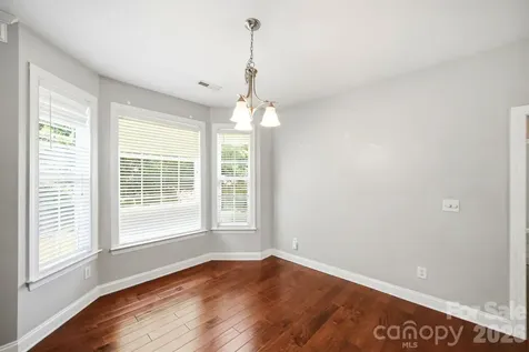 8505 Delamere Lane Charlotte NC 28269