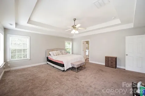 8505 Delamere Lane Charlotte NC 28269