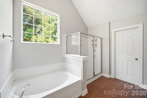 8505 Delamere Lane Charlotte NC 28269