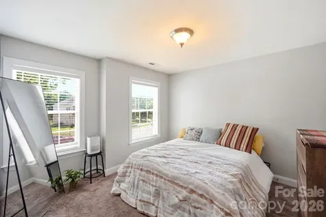 8505 Delamere Lane Charlotte NC 28269