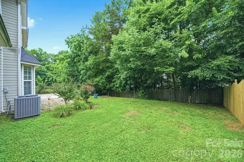 8505 Delamere Lane Charlotte NC 28269