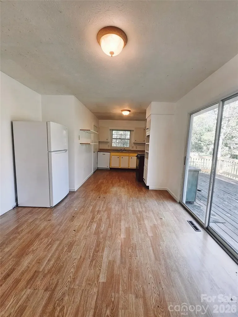 468 Beaverdam Road Asheville NC 28804