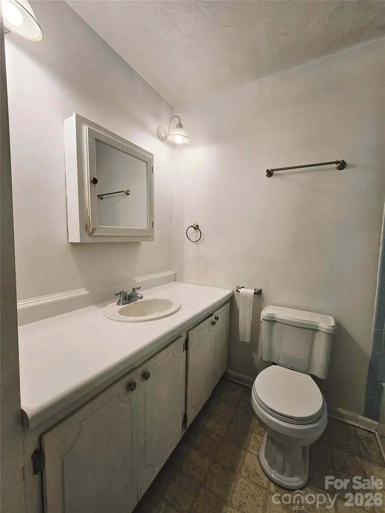 468 Beaverdam Road Asheville NC 28804