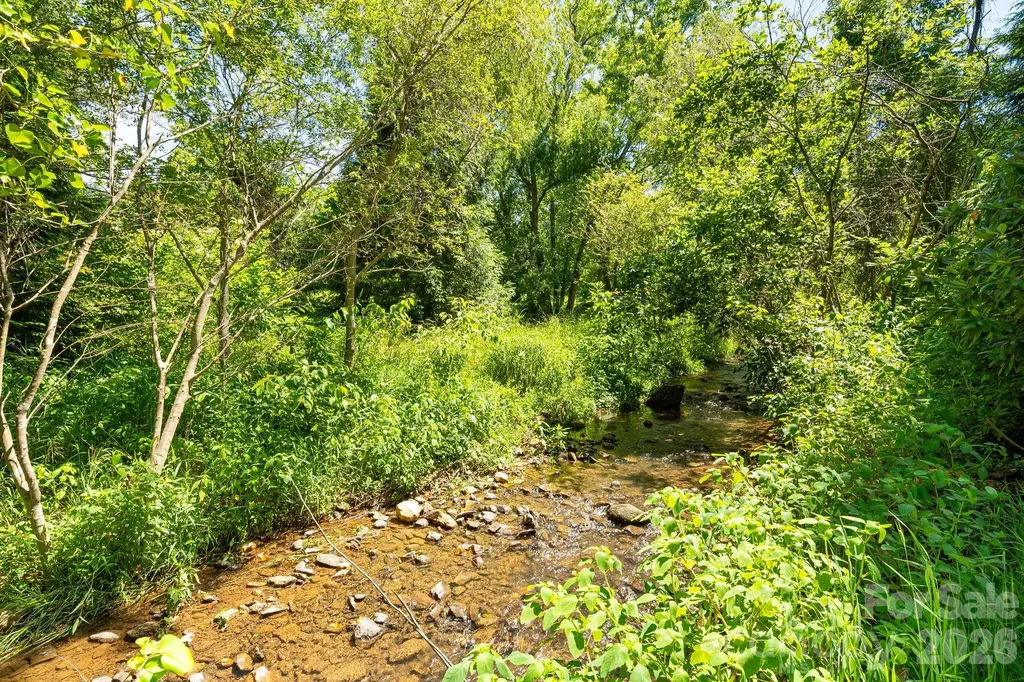 468 Beaverdam Road Asheville NC 28804