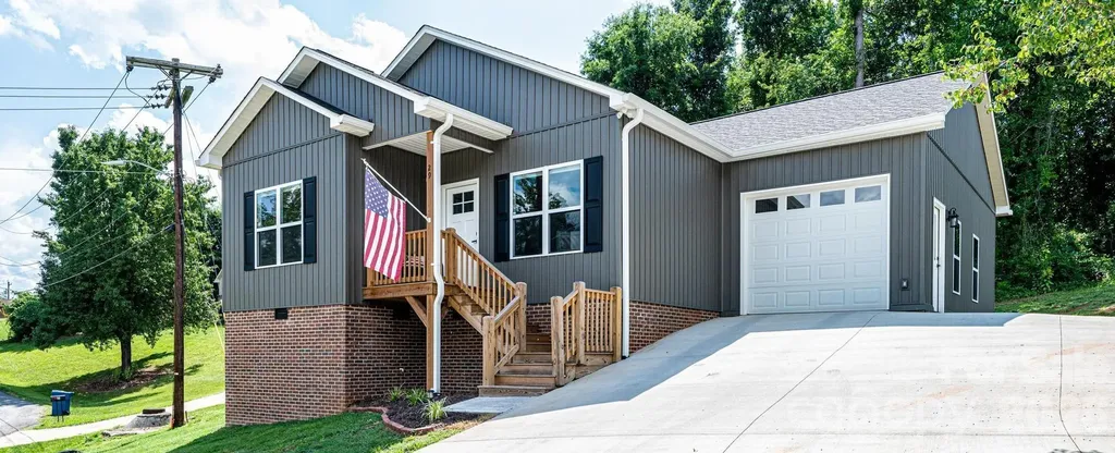 29 Central Avenue Granite Falls NC 28630