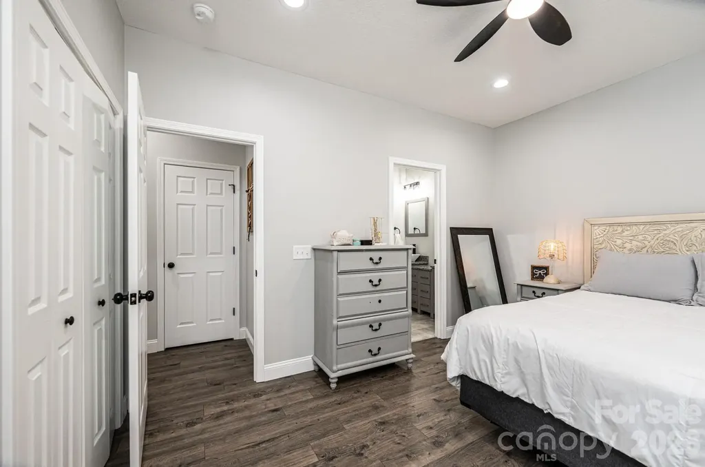 29 Central Avenue Granite Falls NC 28630