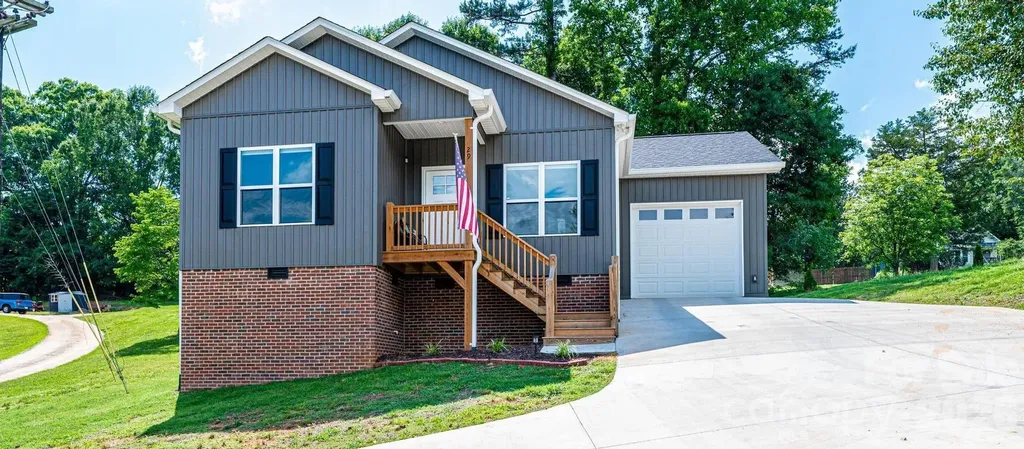 29 Central Avenue Granite Falls NC 28630
