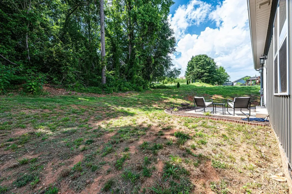 29 Central Avenue Granite Falls NC 28630