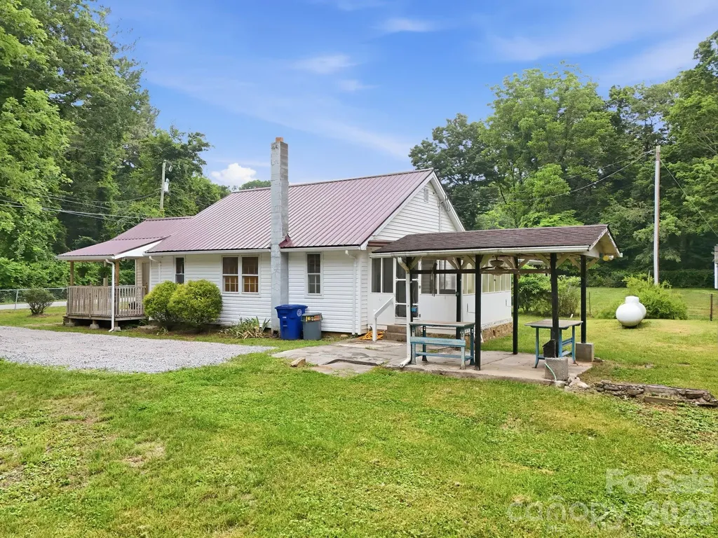 226 Vance Avenue Black Mountain NC 28711
