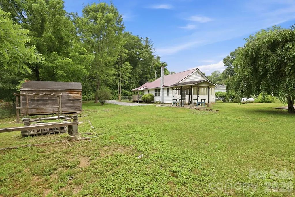 226 Vance Avenue Black Mountain NC 28711