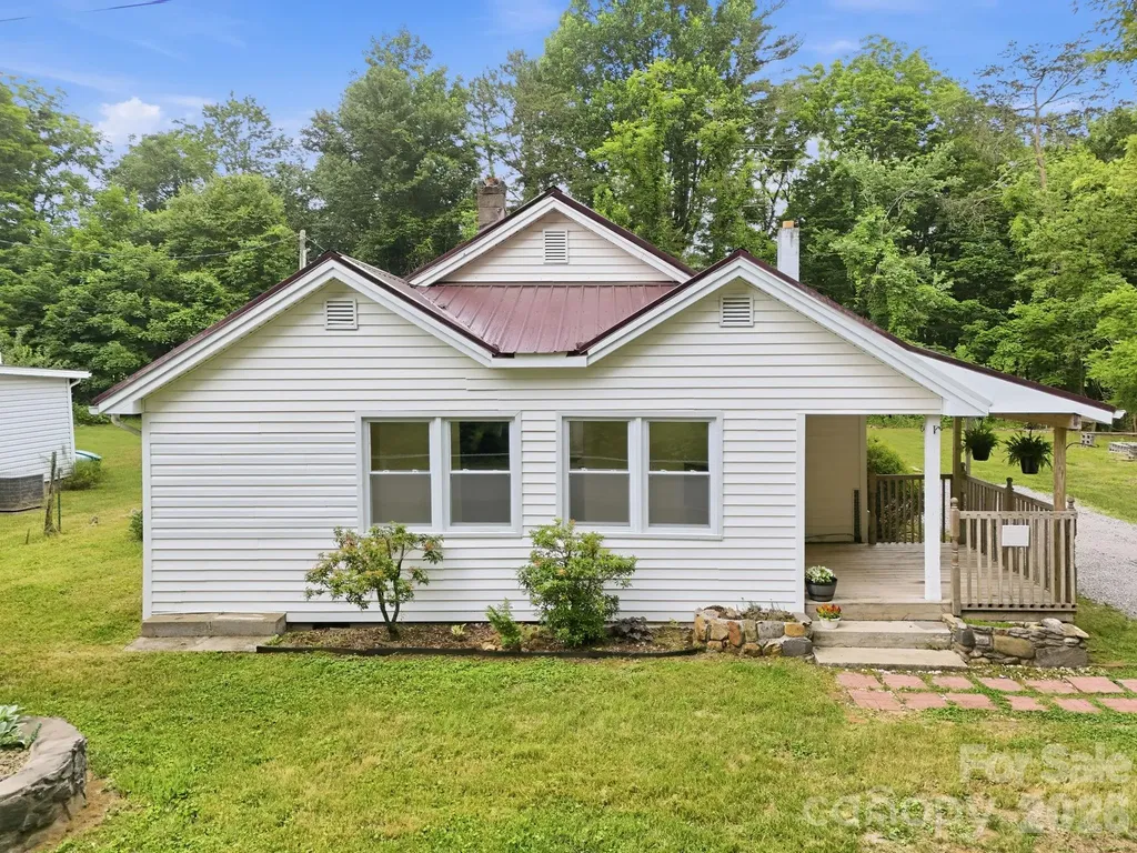226 Vance Avenue Black Mountain NC 28711