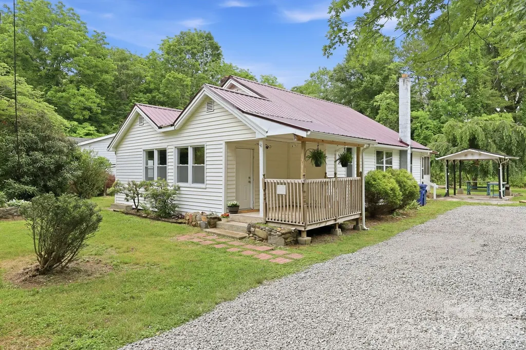 226 Vance Avenue Black Mountain NC 28711